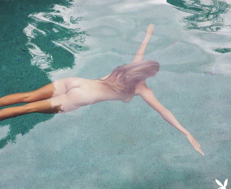 Megan Moore erwachsene nackten galerie