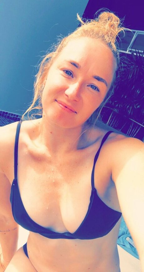 Julia Glushko nacktheit erwachsene galerie