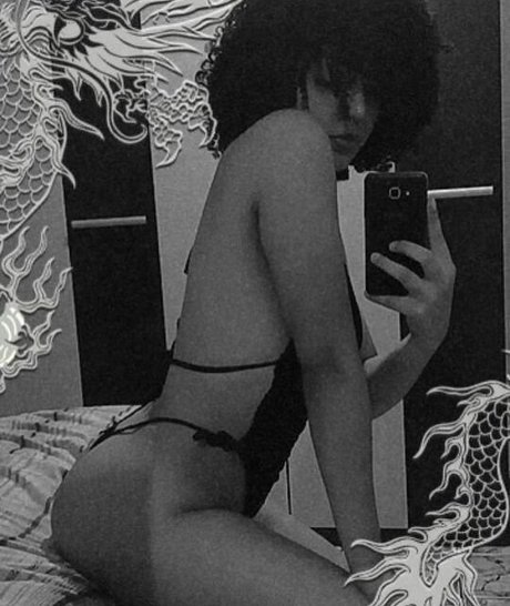 Dona Raba schöne akt archiv