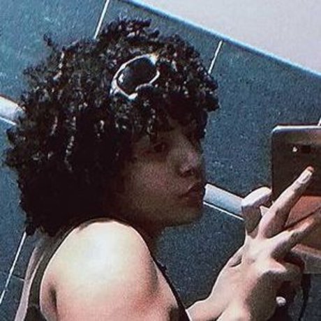 Dona Raba erotische pornografische bilder