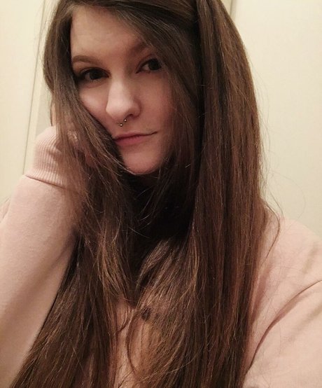 Lumenti freie nacktheit foto