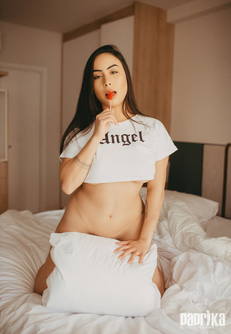 Camila Nobrega erotische kunst galerien