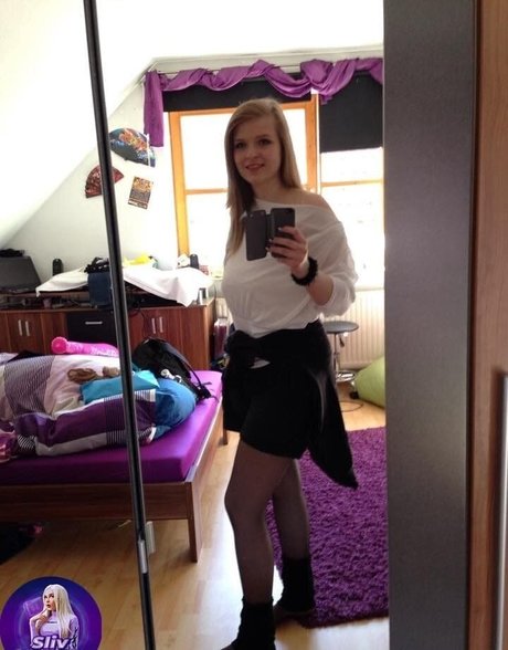 Sintica erotische porno bild