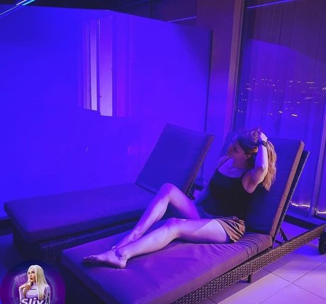 Sintica schauspielerin pornographische galerie