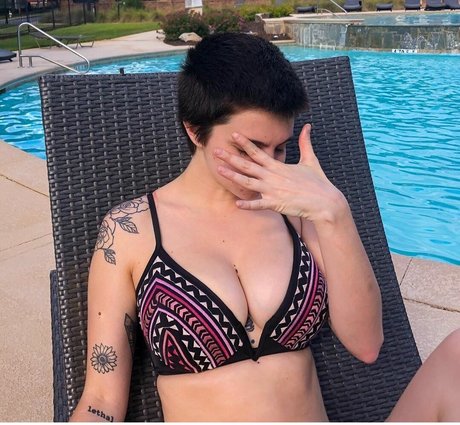 Noah Ivy pornostar hübsche galerie