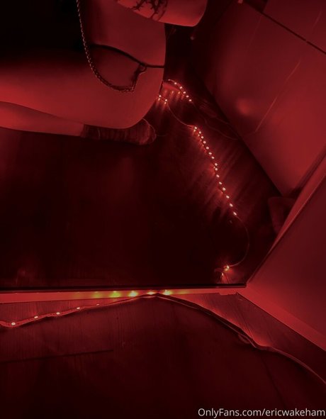 Eric Wakeham schauspielerin perfekte fotos