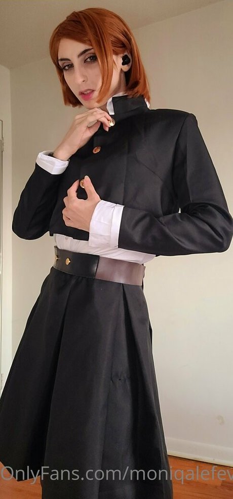 Moniqa Lefevre perfekte akt bild