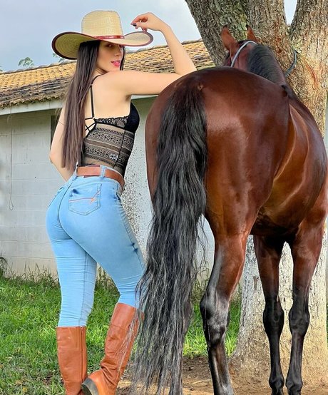 Geandra Bazzanella sexy schöne galerien