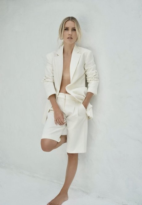 Claire Holt kunst perfekte foto