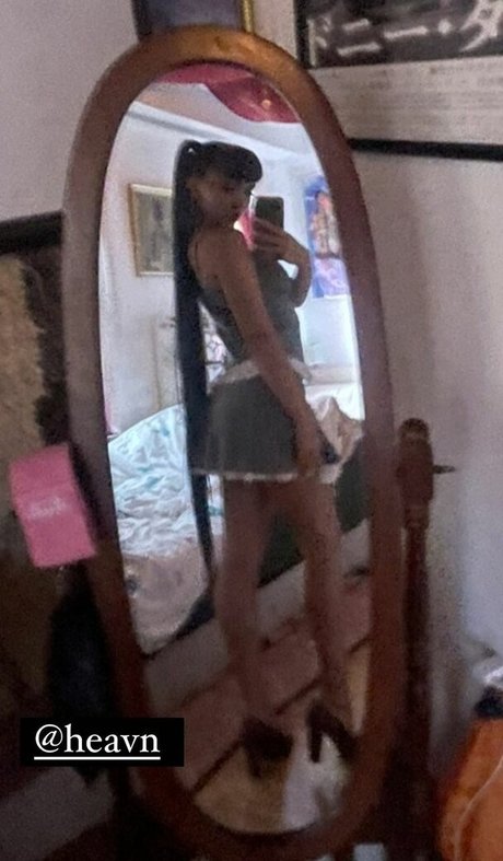 Rowan Blanchard freie nackt bilder