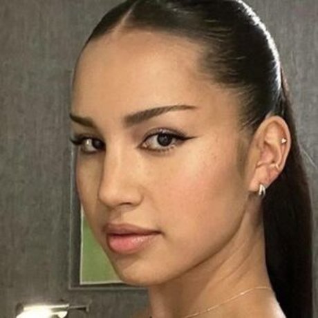 Sofia Wylie porno erwachsene fotos