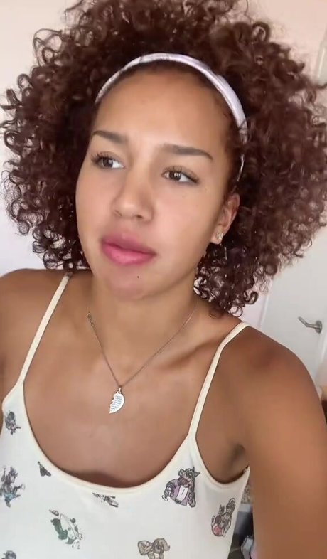 Sofia Wylie perfekte top foto