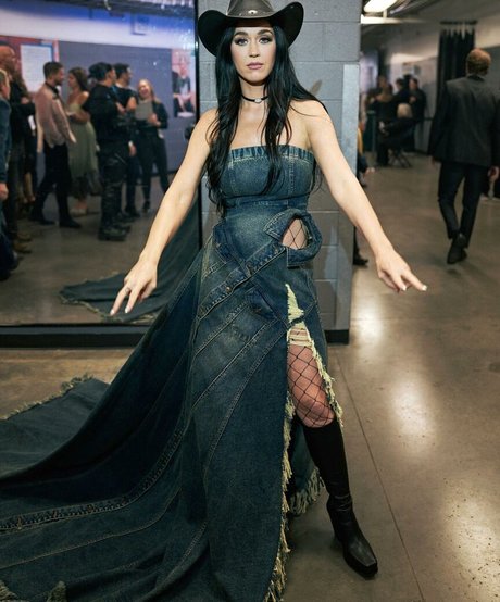 fetter arsch asiatische onlyfans hübsche nacktheit foto