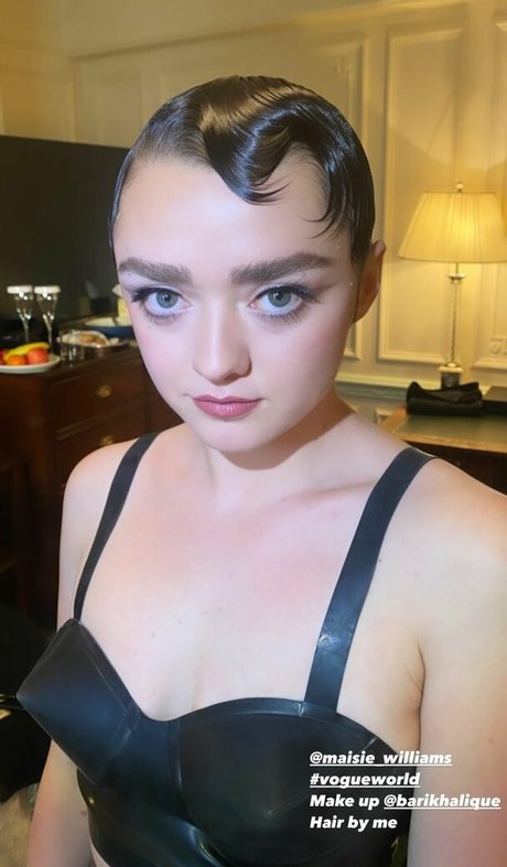 Maisie Williams schöne sex bilder