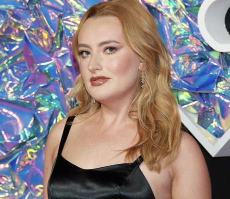 Amelia Dimoldenberg Bilder