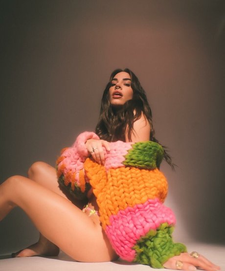 Christa Brittany Allen perfekte hd bilder