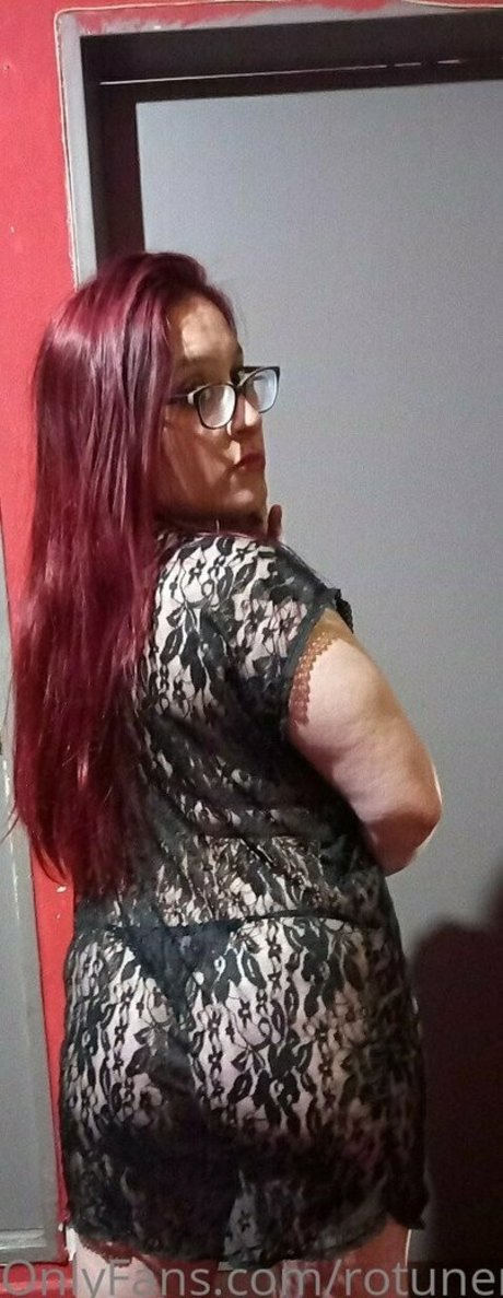 rotunena2 pornostar nackt fotos