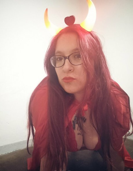 rotunena2 model nackte foto