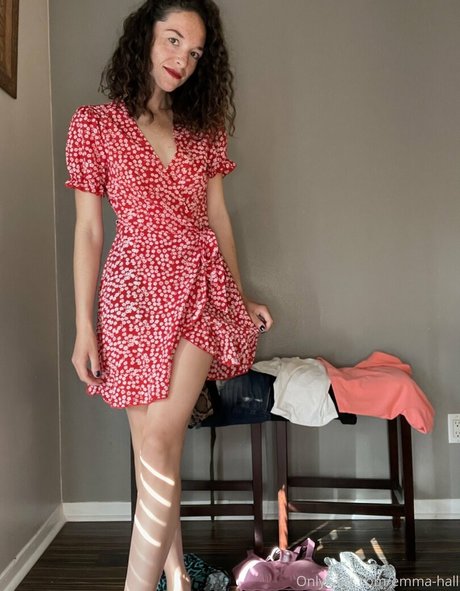 Emma Hall freie erotische foto