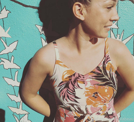 lilylabeau hübsche akt foto