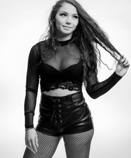 zwerg-trans-onlyfans hd exklusive archiv