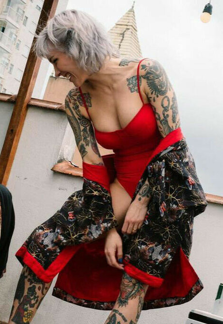 Mariana Ayres erwachsene erotische fotos