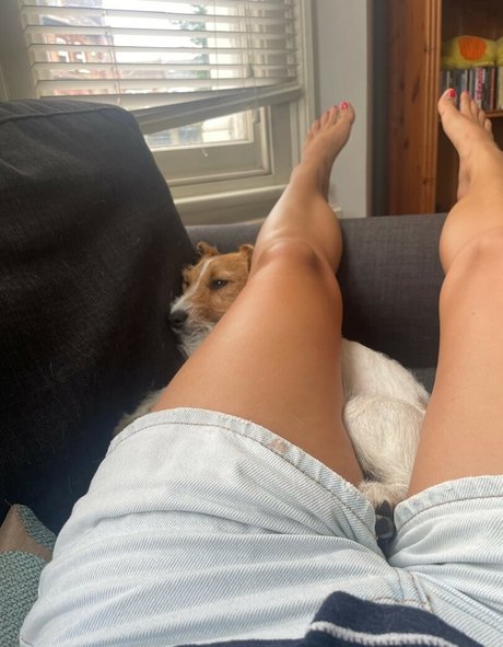 Ailish Morrison nackt kunst galerie