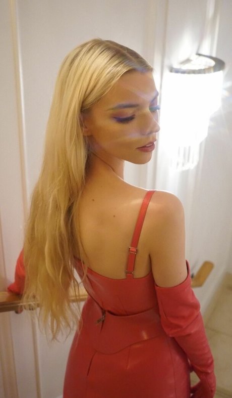 latina-dienstmädchen onlyfans sexy nackte bilder