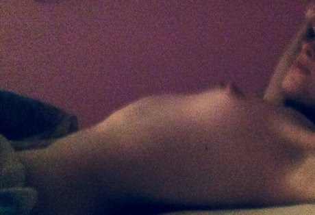 Aril s Chest heiße nette galerien