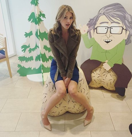 Aimee Richelle Teegarden freie nackt bild