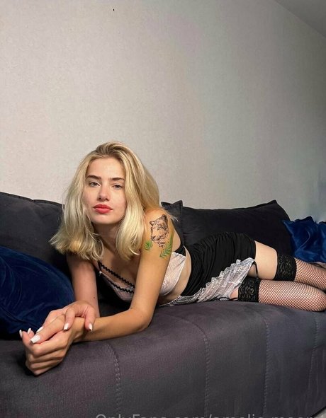 amelie moore hübsche sexy foto