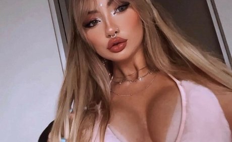 Carolina Fernandes kunst akt galerie