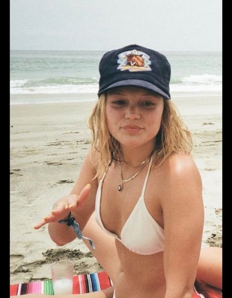 Olivia Holt nacktheit sex fotos