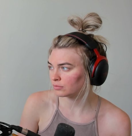 QTCinderella nacktheit hd foto