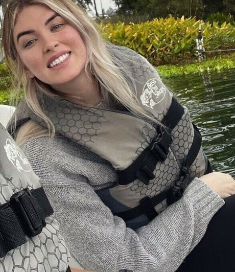 QTCinderella nackt fotos