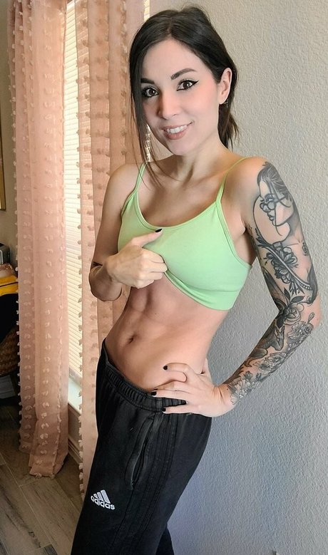 MelonieMac xxx sex bild