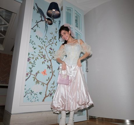 Eeeveenara xxx schöne galerien