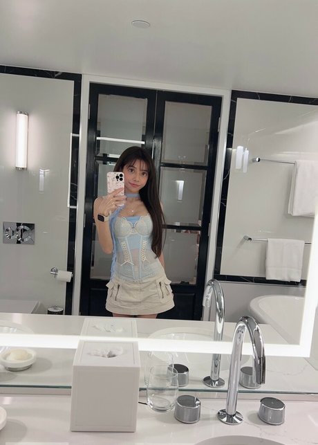 Eeeveenara nacktheit sex fotos