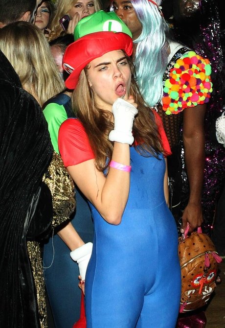 anfällige onlyfans erotische pornographische fotos