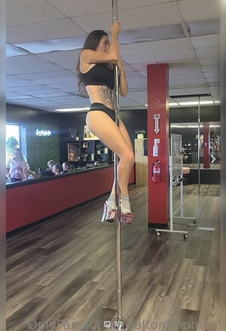 Toni Thomas erwachsene erotische foto