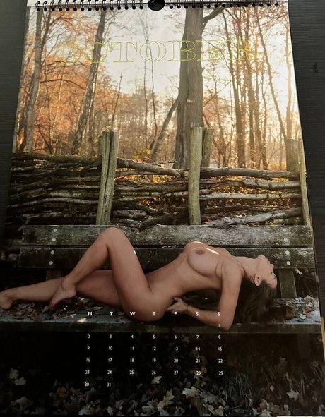 Luna Stevens heiße kunst archiv