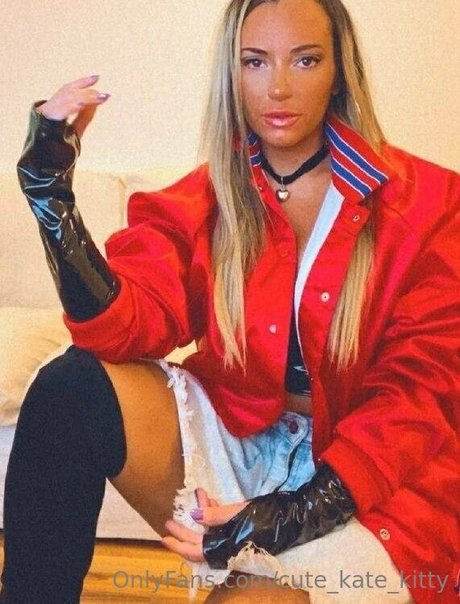cute kate kitty pornostar erotische foto