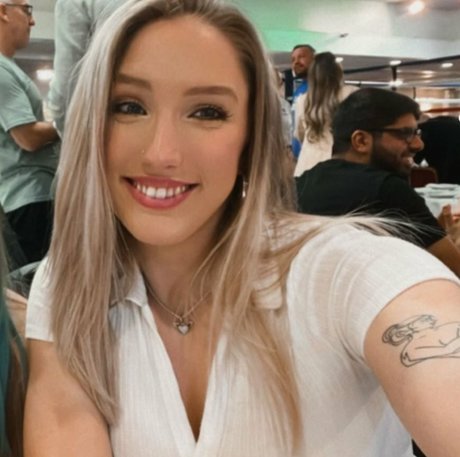 Caitlin Beevers kostenlose sex bilder