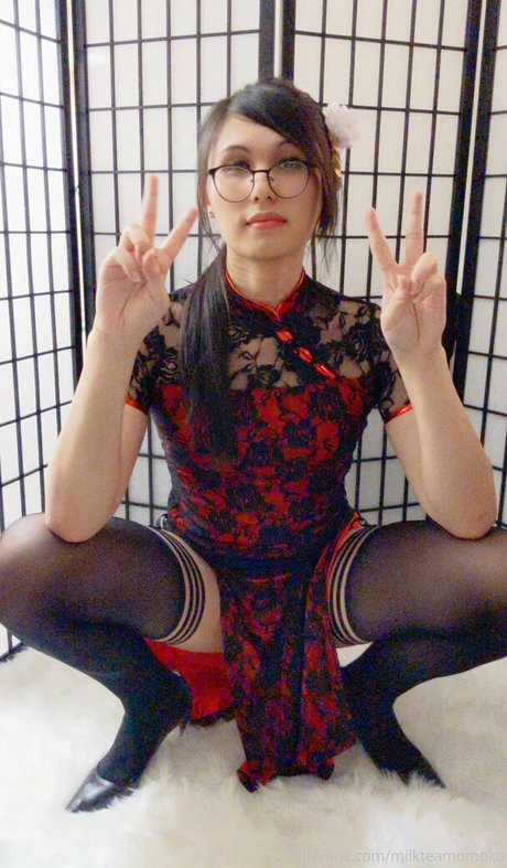 milkteamomoko erotische pornografische bilder