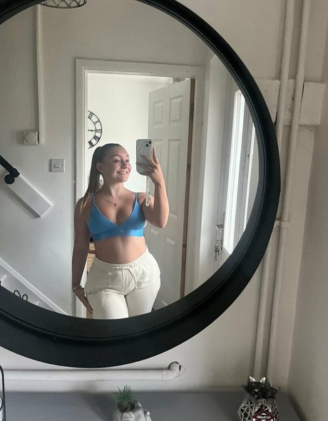 The Katies pornostar nackte bilder