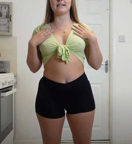 The Katies model kunst galerien