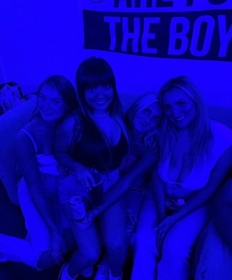 Angelina Cross freie porno foto