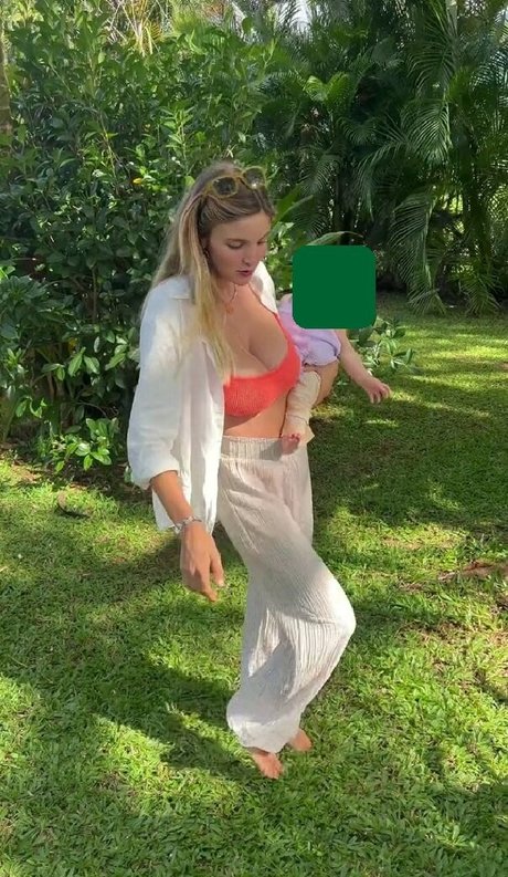 Isabella Abell schauspielerin sexy galerien