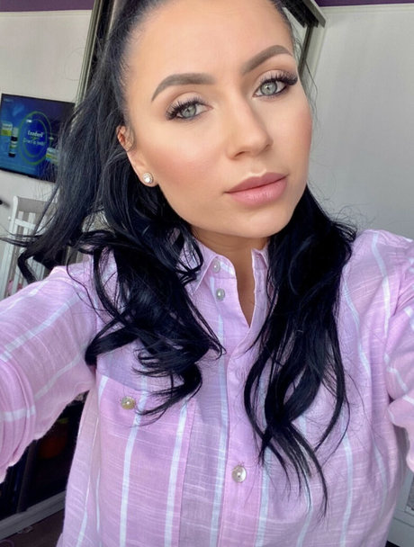 Miagra erotische nette archiv