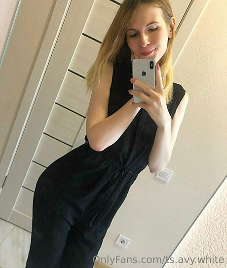 ts avy white erwachsene nackt bild